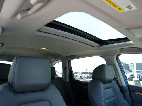 Used 2020 Honda CR-V Touring image 23