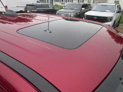 Used 2026 Ford Maverick Lariat w/ 4K Tow Package AWD/4WD image 7