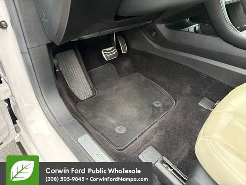 Used 2017 Ford Fusion Titanium FWD image 26