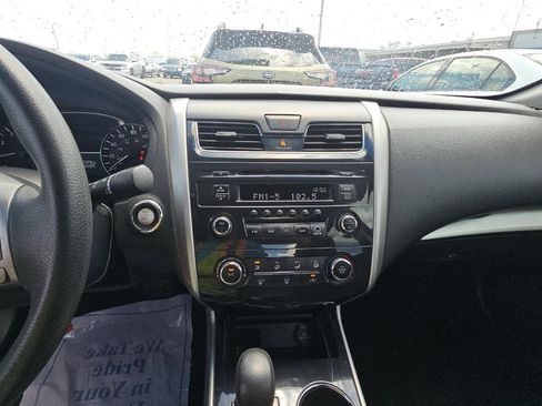 Used 2014 Nissan Altima 2.5 S image 11