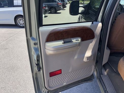 Used 2003 Ford F250 King Ranch AWD/4WD image 27
