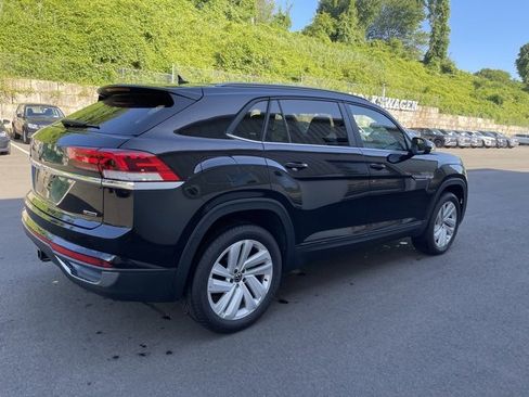 Used 2021 Volkswagen Atlas Cross Sport SE image 14