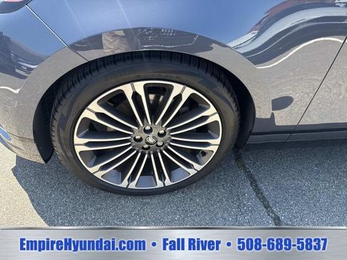 Used 2024 Land Rover Range Rover Velar Dynamic HSE AWD/4WD image 12