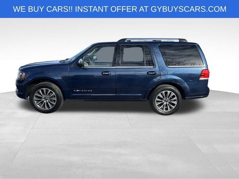 Used 2015 Lincoln Navigator 4WD image 3