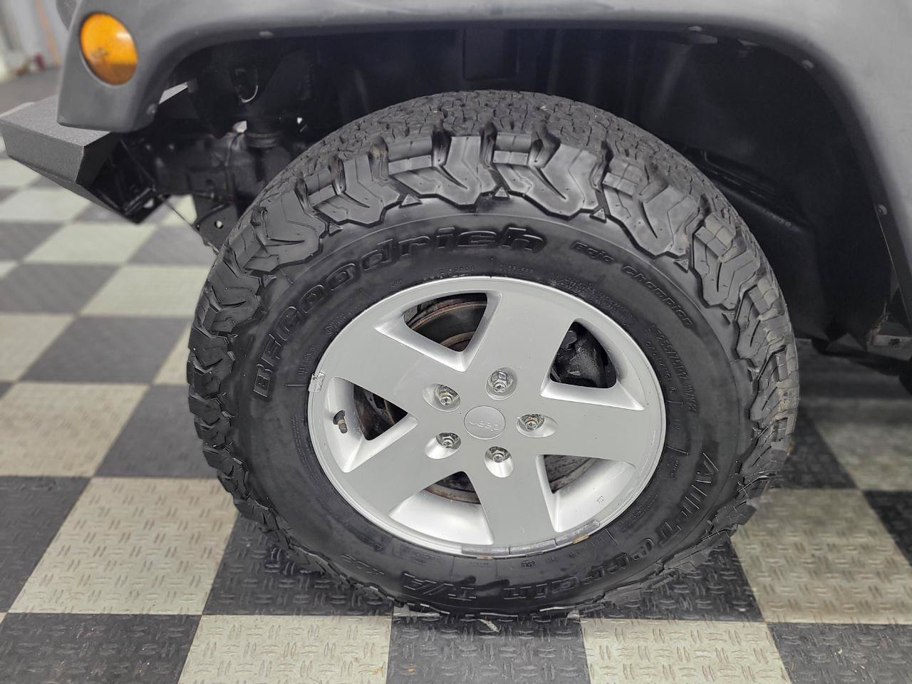 Used 2012 Jeep Wrangler Sport AWD/4WD image 24