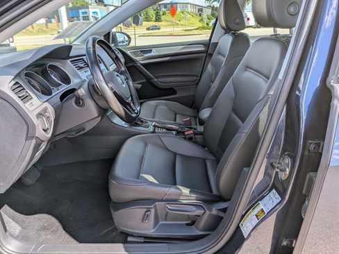 Used 2016 Volkswagen Golf Limited Edition FWD image 14