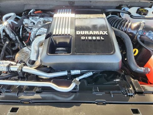 Used 2026 Chevrolet Tahoe RST w/ Comfort Package image 26