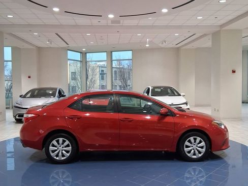 Used 2016 Toyota Corolla LE image 7