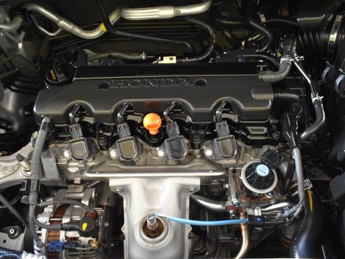 Used 2021 Honda HR-V EX-L image 42