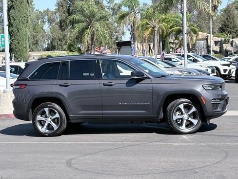 Used 2023 Jeep Grand Cherokee 4WD 4xe w/ Luxury Tech Group II image 4