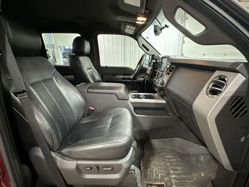 Used 2015 Ford F350 Lariat w/ Chrome Package image 29