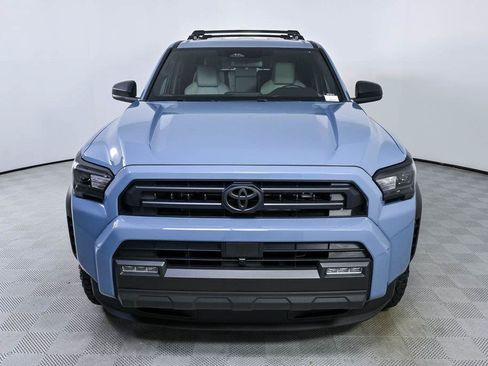 Used 2025 Toyota 4Runner SR5 RWD image 34