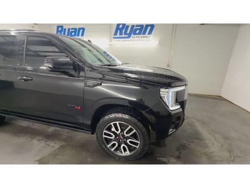 Certified 2023 GMC Yukon AT4 w/ AT4 Premium Package AWD/4WD image 2