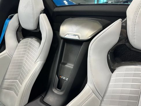 Used 2021 Chevrolet Corvette Stingray Preferred Conv w/ Z51 Performance Package RWD image 27