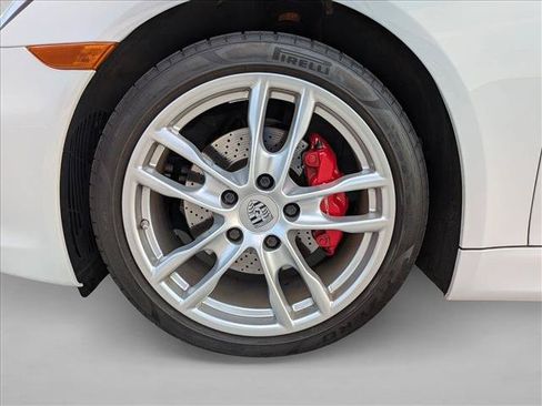 Used 2015 Porsche Boxster S RWD image 16