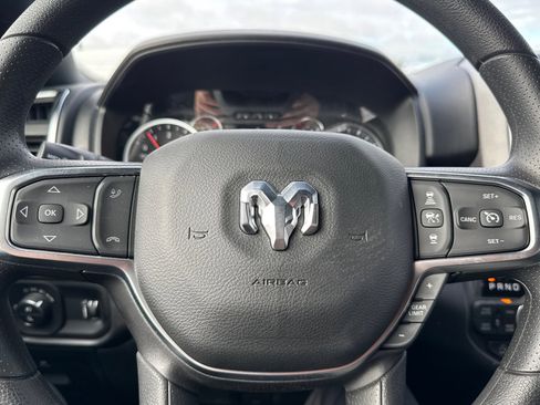 New 2026 RAM 1500 4x4 Crew Cab image 21