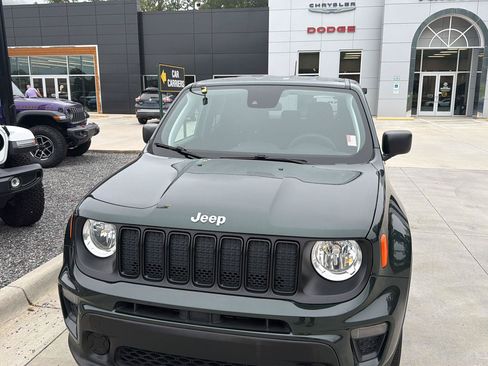 Used 2021 Jeep Renegade Sport AWD/4WD image 8