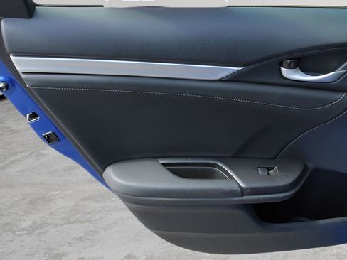 Used 2018 Honda Civic EX-L image 21