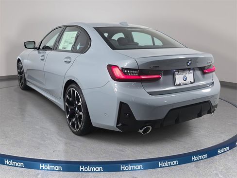 New 2026 BMW 330i xDrive Sedan w/ M Sport Package image 7