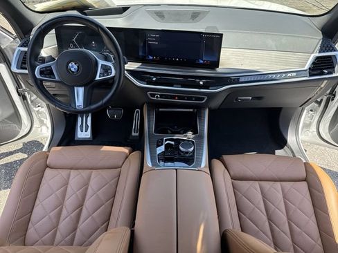 Used 2024 BMW X5 xDrive40i w/ M Sport Package AWD/4WD image 9