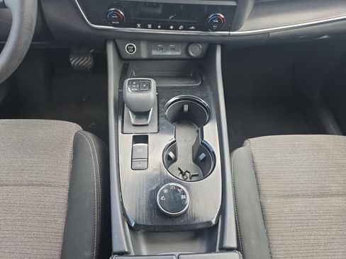 Used 2023 Nissan Rogue SV AWD/4WD image 11