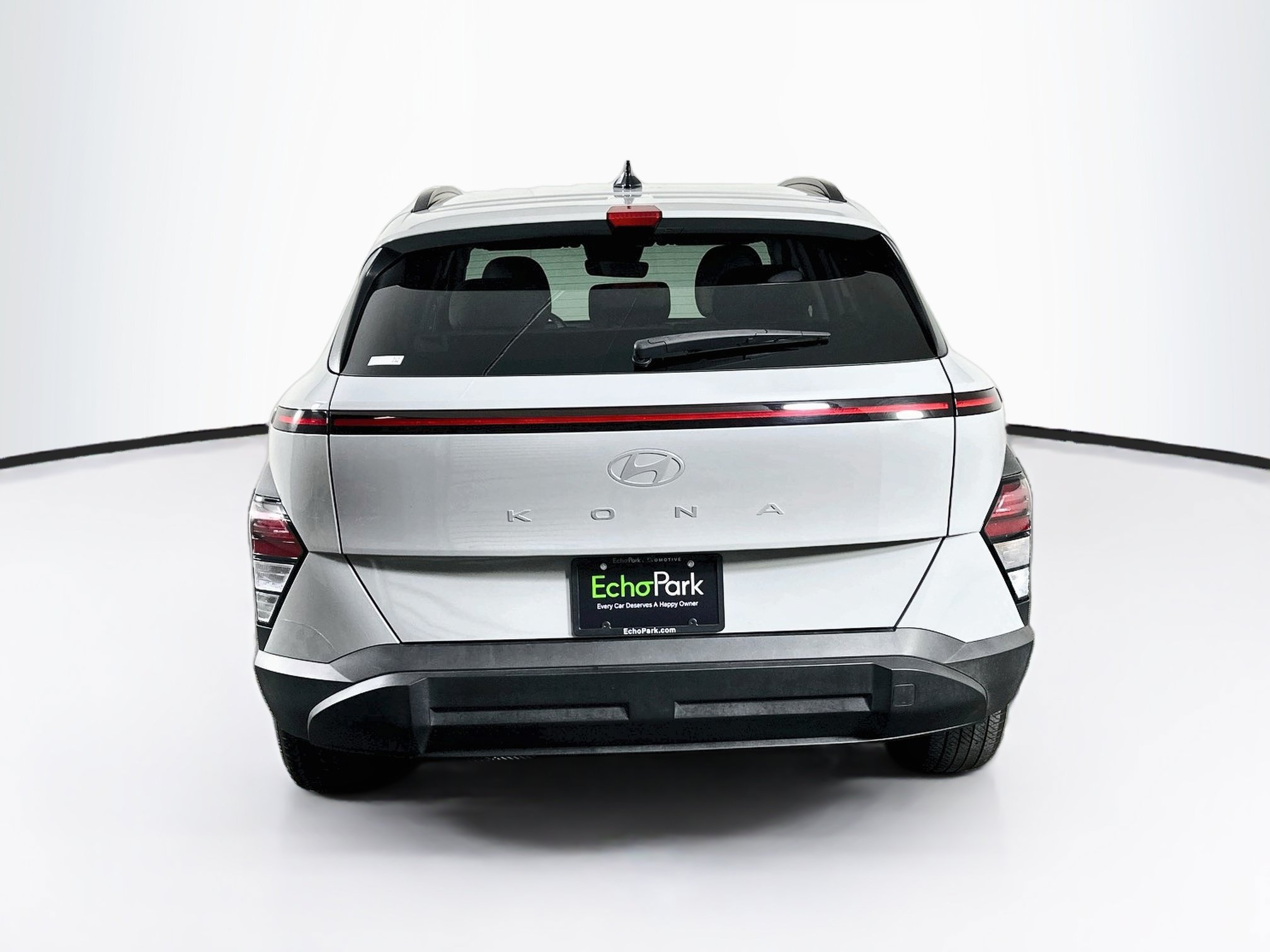 Used 2025 Hyundai Kona SEL FWD image 7