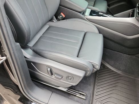 Used 2025 Audi Q5 Premium Plus w/ Premium Plus AWD/4WD image 15