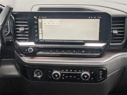 Used 2024 GMC Sierra 1500 SLT image 17