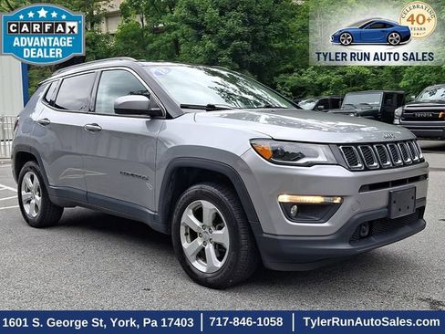 Used 2018 Jeep Compass Latitude w/ Safe & Security Group AWD/4WD image 1