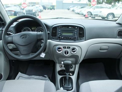 Used 2008 Hyundai Accent GLS FWD image 14