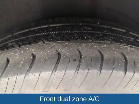 Used 2017 Nissan Rogue SV w/ SV Premium Package image 20