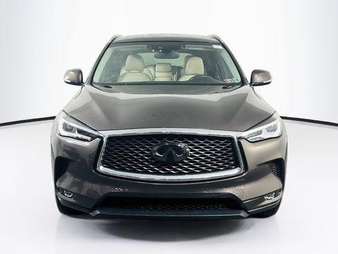 Used 2019 INFINITI QX50 Luxe AWD/4WD image 2