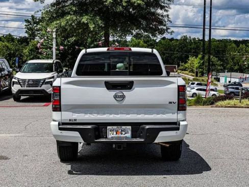 Used 2024 Nissan Frontier S image 5
