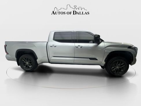 Used 2022 Toyota Tundra Platinum w/ Advanced Package AWD/4WD image 10