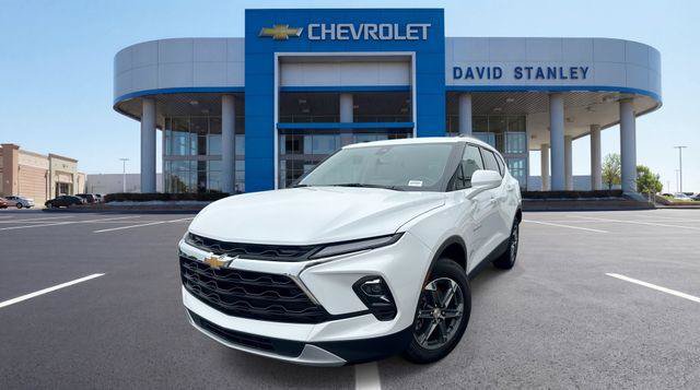 New 2026 Chevrolet Blazer LT w/ Convenience Package FWD image 1