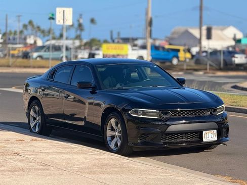 Used 2015 Dodge Charger SE w/ Sport Appearance Group RWD image 5