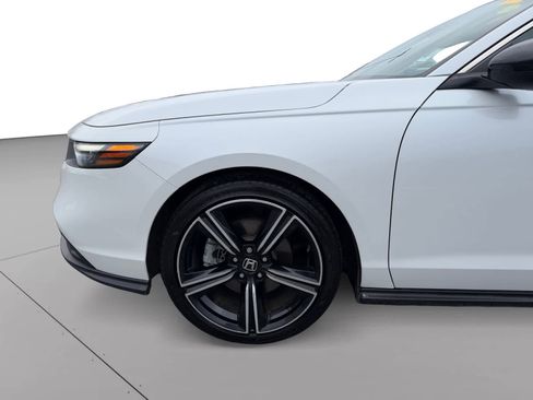 Used 2023 Honda Accord Sport image 19