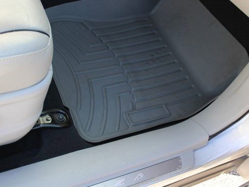 Used 2013 Toyota Venza Limited image 13