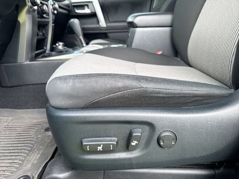 Used 2024 Toyota 4Runner SR5 AWD/4WD image 23