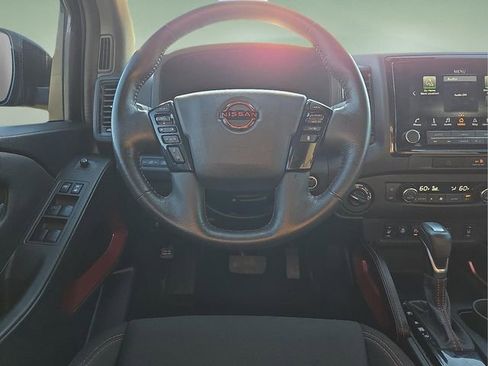Used 2023 Nissan Frontier PRO-4X w/ Pro Convenience Package image 19