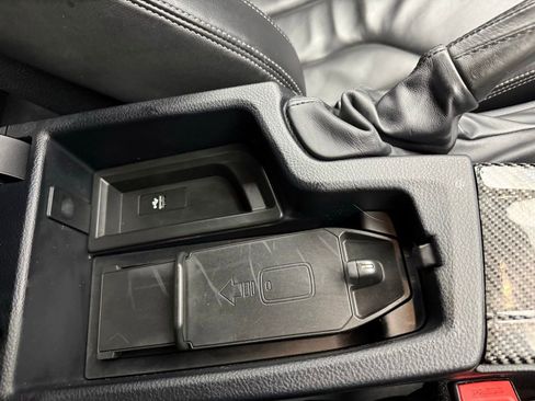 Used 2018 BMW M3 image 33