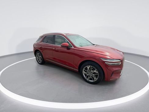 Used 2022 Genesis GV70 2.5T w/ Select Package AWD/4WD image 2