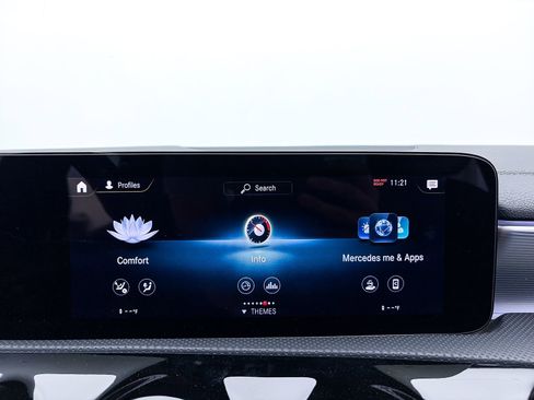 Used 2023 Mercedes-Benz CLA 250 4MATIC w/ Premium Package image 21