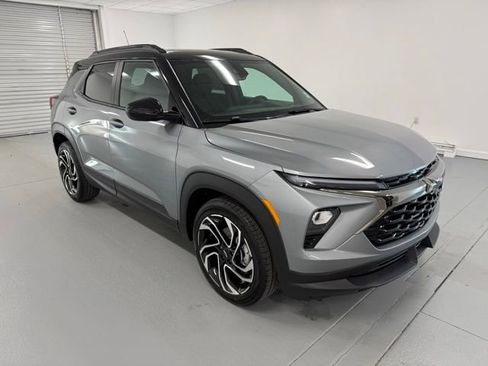 New 2026 Chevrolet TrailBlazer RS w/ Convenience Package image 3