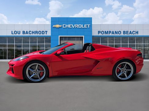 Used 2025 Chevrolet Corvette E-Ray w/ Stealth Interior Trim Package image 4