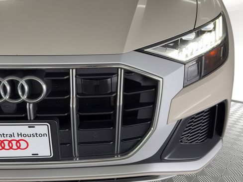 Used 2021 Audi SQ8 Prestige AWD/4WD image 11