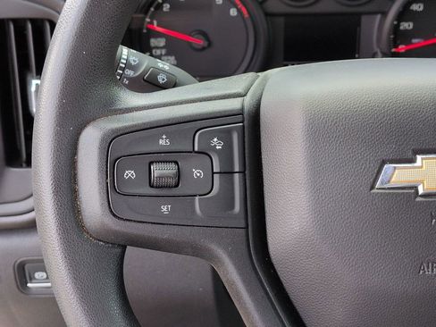 Used 2024 Chevrolet Silverado 1500 Custom image 18