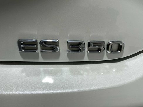Used 2024 Lexus ES 350 w/ Premium Package FWD image 7