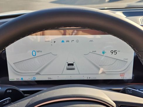 New 2025 Hyundai Ioniq 6 SE image 17