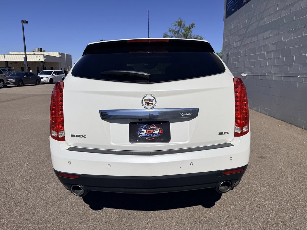 Used 2015 Cadillac SRX Premium w/ Driver Assist Package FWD image 4